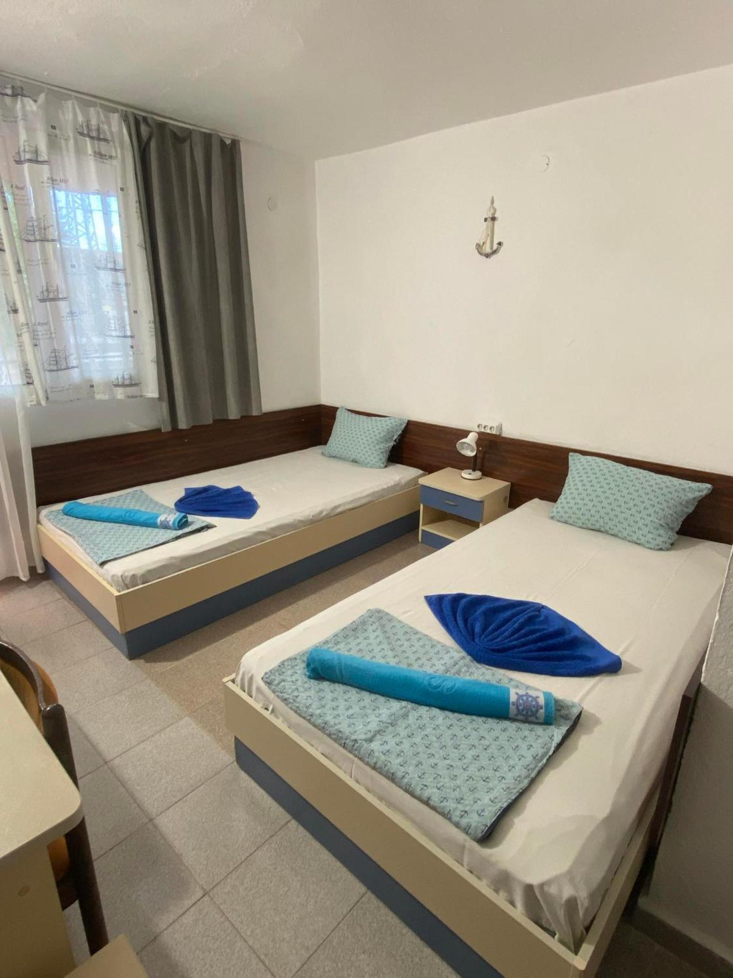Family Hotel Julian Kranevo Bagian luar foto
